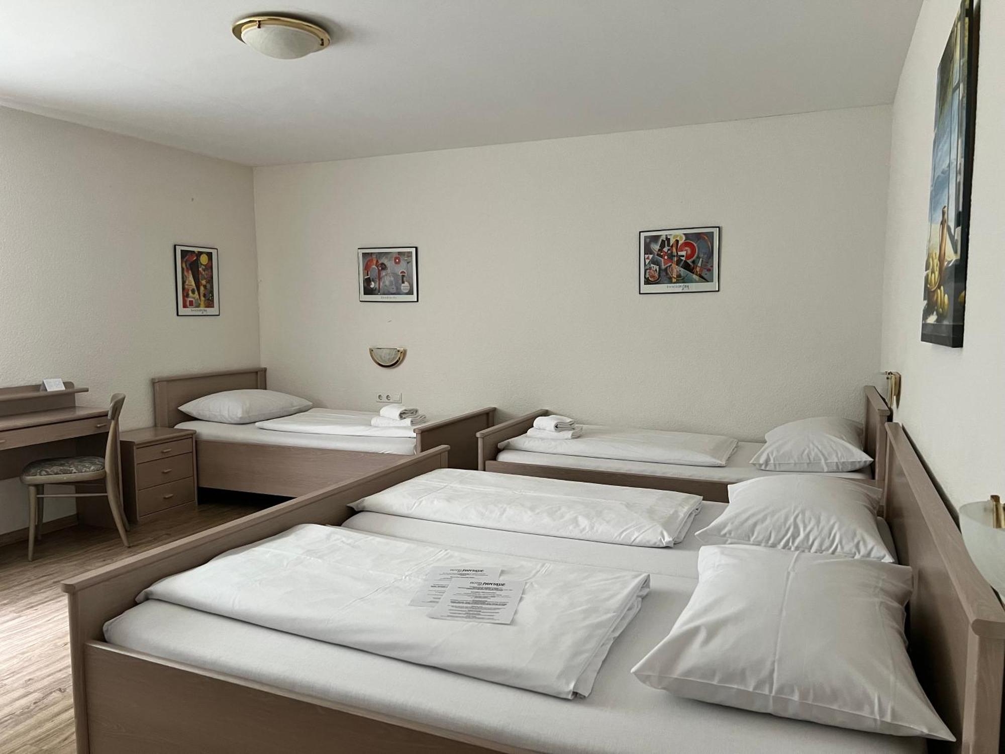 Hotel Fantasie Ansbach Ngoại thất bức ảnh