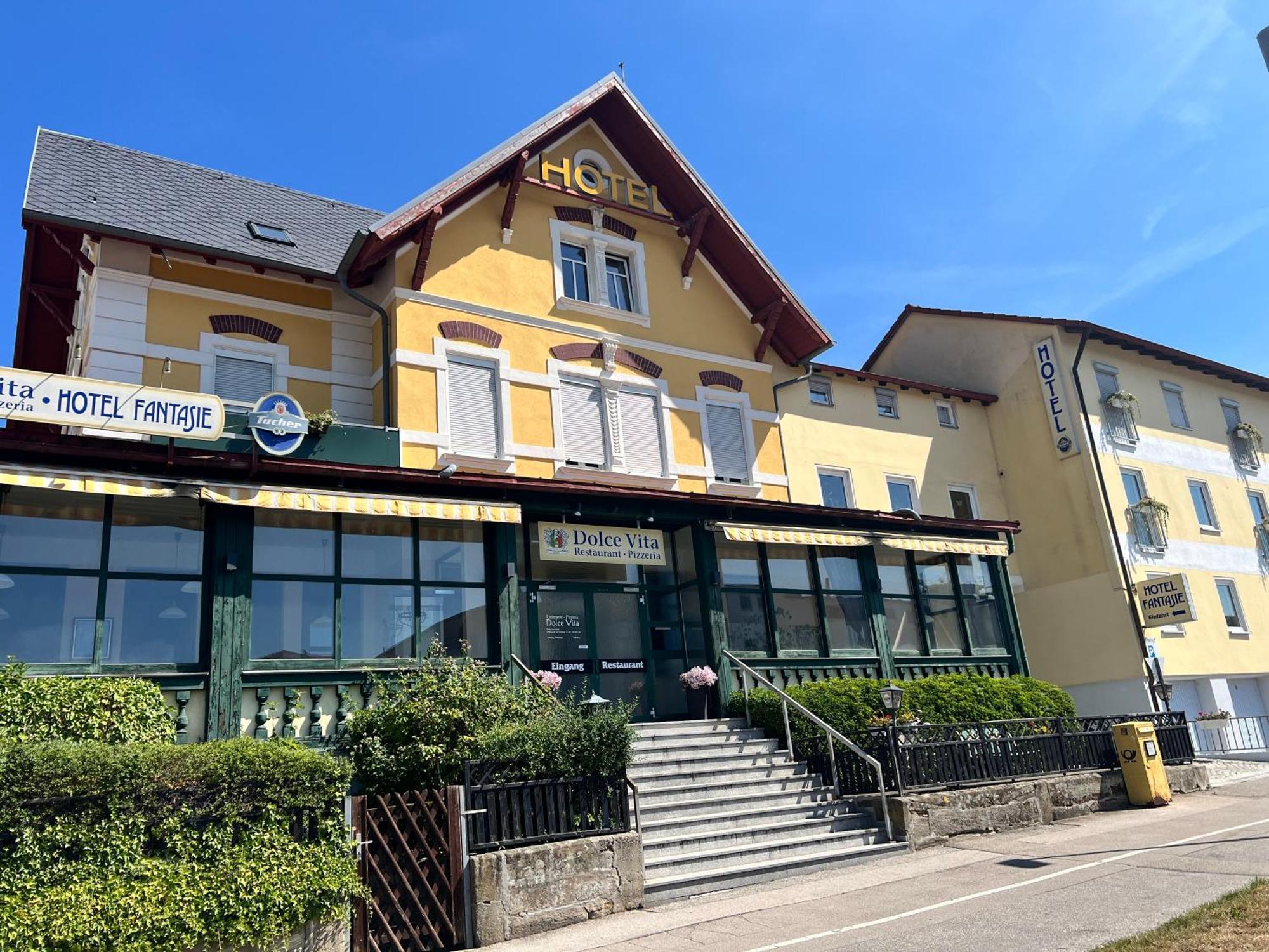 Hotel Fantasie Ansbach Ngoại thất bức ảnh