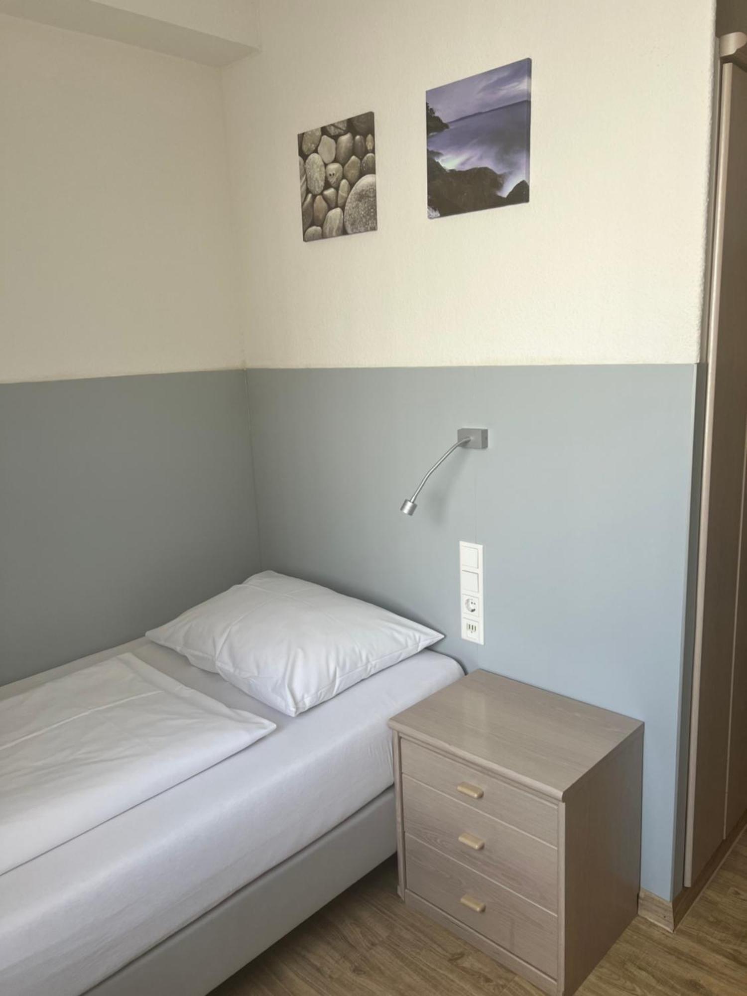 Hotel Fantasie Ansbach Ngoại thất bức ảnh