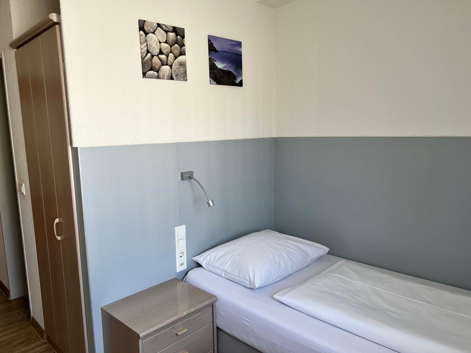 Hotel Fantasie Ansbach Ngoại thất bức ảnh
