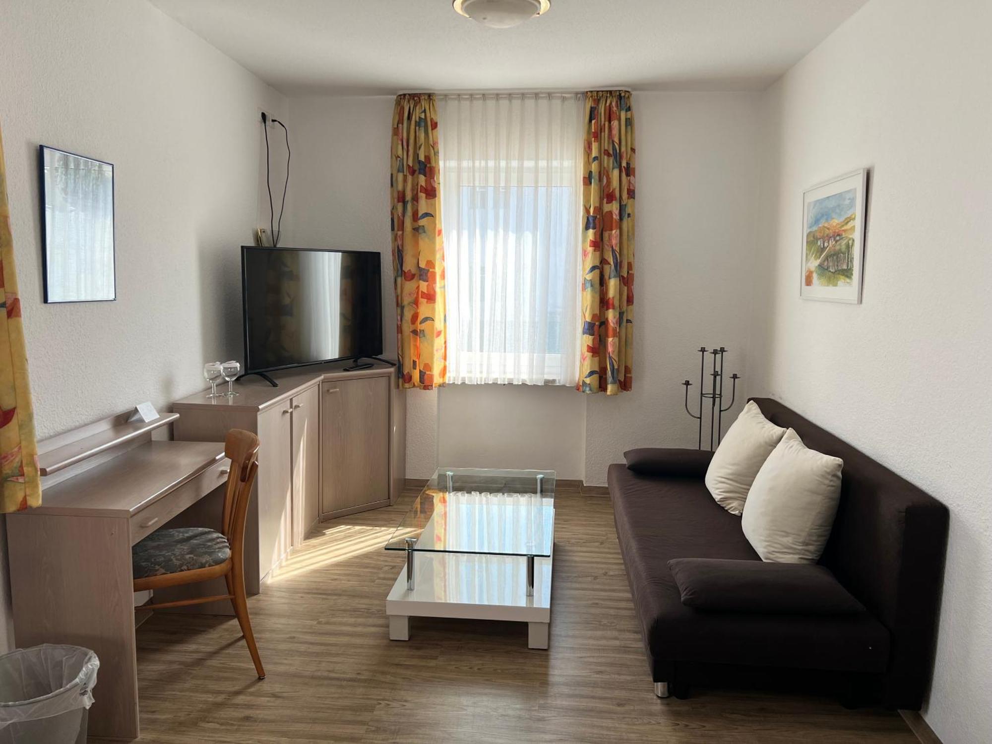 Hotel Fantasie Ansbach Ngoại thất bức ảnh