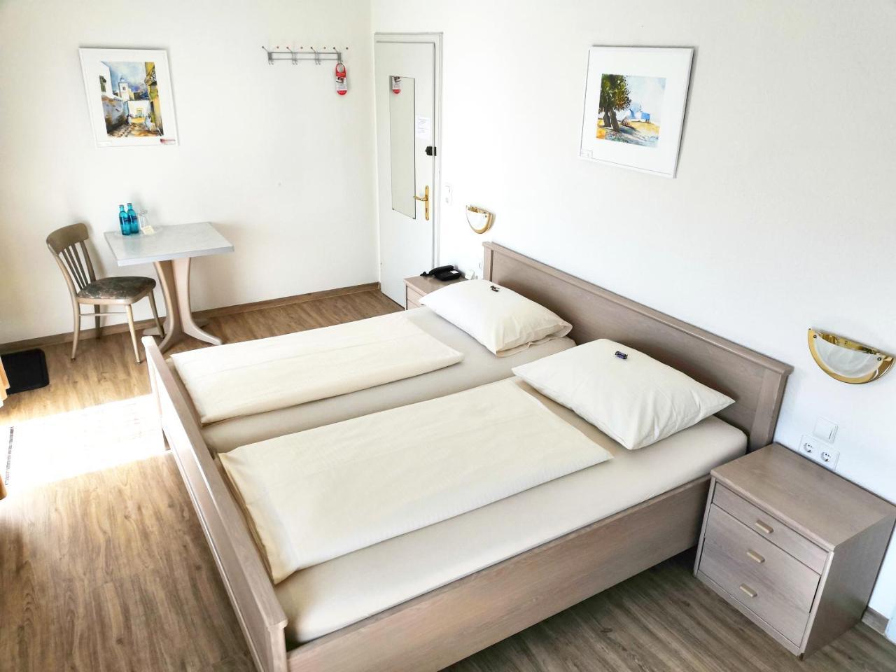 Hotel Fantasie Ansbach Ngoại thất bức ảnh